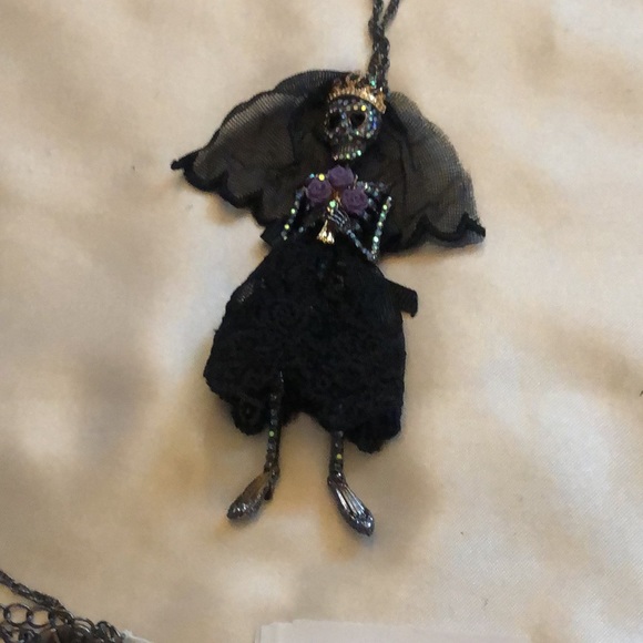 Betsey Johnson Hematite Tone Dark Magic Skeleton Bride Pendant Necklace NWT - Picture 7 of 15